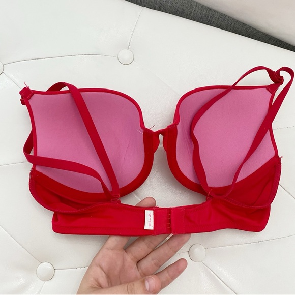 PINK | Red everywhere push up bra - Picture 3 of 5